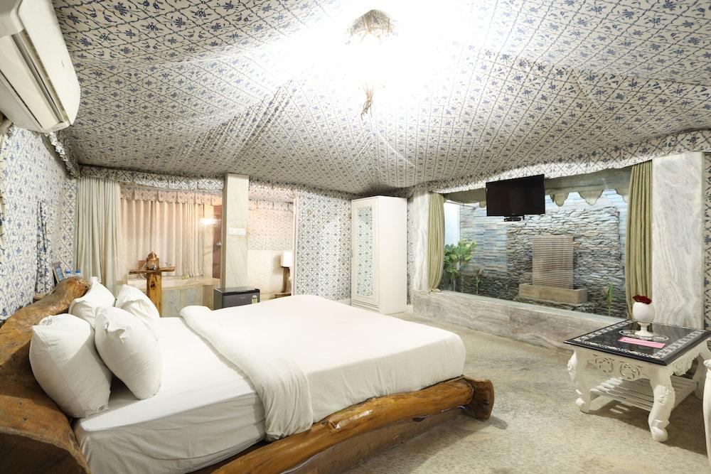 Kukas Lohagarh Fort Resort מראה חיצוני תמונה